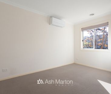 2/10 Jubilee Avenue, Seaford, VIC 3198 - Photo 2