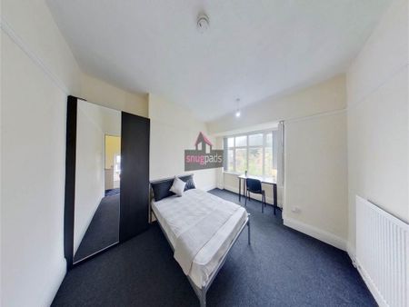 4 bedroom house to rent - Photo 3