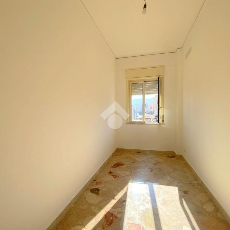 5 locali in affitto - Photo 1