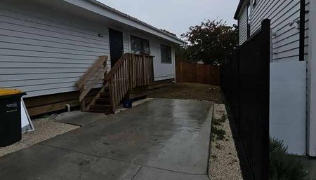 Charming 3BR Home in Conifer Grove - Photo 3