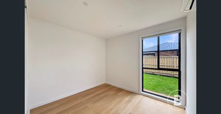 STYLISH NEW FOUR-BEDROOM HOME NEAR DELACOMBE TOWN CENTRE - Photo 3