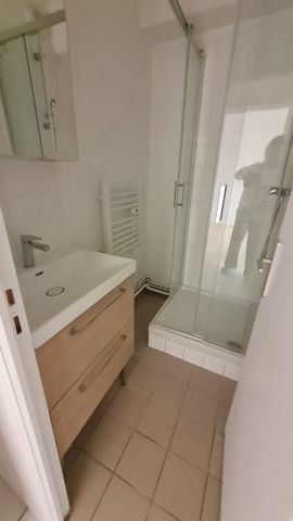 Location Appartement 2 pièces 41m² - Photo 2