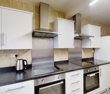 9 bedroom house share to rent - Photo 3