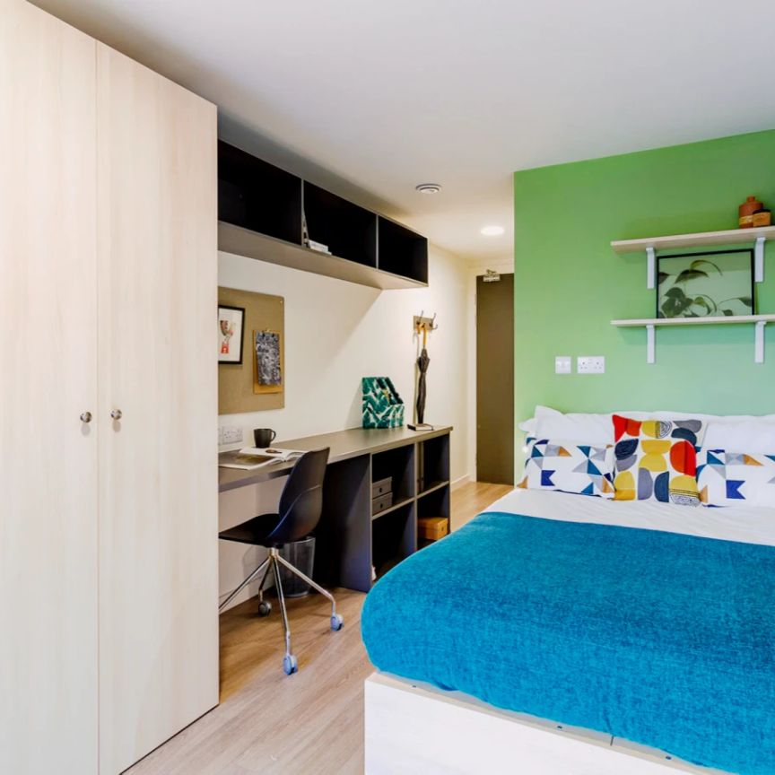 Gold En Suite River View - Photo 1