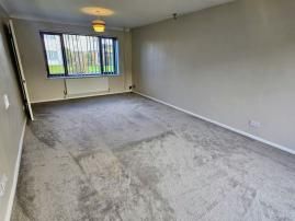 3 Bedroom Semi-Detached House For Rent - Photo 4