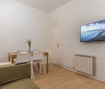 Perfect room for students in Plaza de la Marina Española - Photo 3