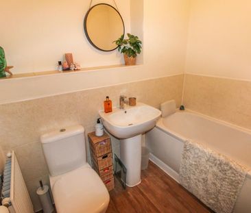 2 bedroom apartment to rent - Photo 6