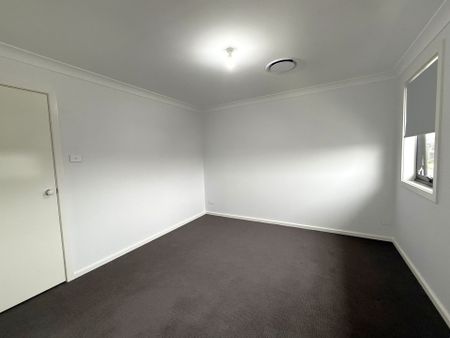 Perfectly Located Family Home Available Now! - Photo 5