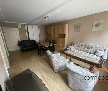 Appartement de type F2 partiellement meublé - Photo 2