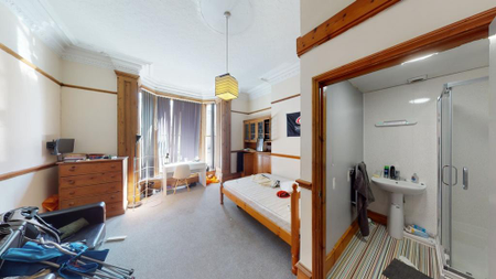 10 bedroom townhouse to rent - Photo 5