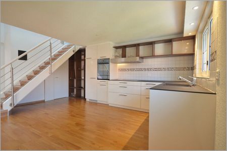 Modern attic maisonette with fantastic views! - Photo 3