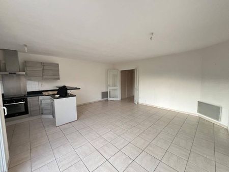 Location appartement t3 67 m² à Rodez (12000) - Photo 2