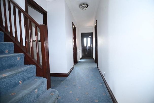 4 bedroom house to rent - Photo 1
