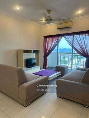 Villa Pavilion, Taman Bukit Serdang, Seri Kembangan - Photo 1