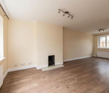 24 Meadowvale Gardens, Carryduff, Belfast, BT8 8PZ - Photo 1