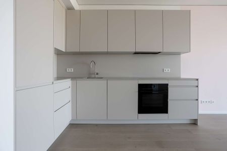 Stadtleben trifft Ruhe - Wohnen über der Stadt mit Taunusblick - Photo 2