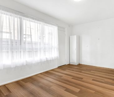 4/74 King William Street, Reservoir VIC 3073 - Photo 6