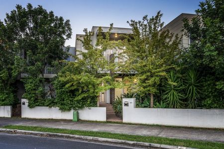 262 The Ponds Boulevard, The Ponds NSW 2769 - House For Rent | Domain - Photo 3