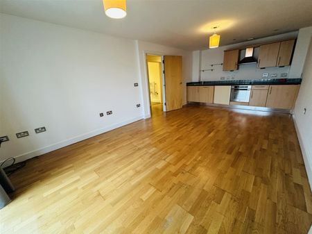 18671088 Three Queens Lane, Bristol - Photo 5