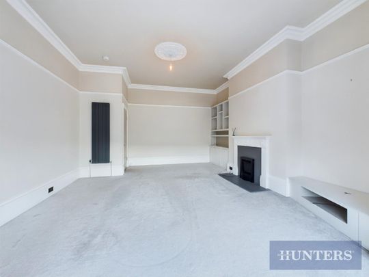 2 bedroom Flat To Let Total Size: 868 SQ FT - Photo 1