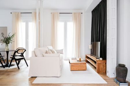 Calle de Fuencarral, Madrid, Community of Madrid 28004 - Photo 4