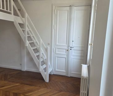 STUDIO A LOUER - PARIS 8EME ARRONDISSEMENT - 18.5 m - 999 € - Photo 5