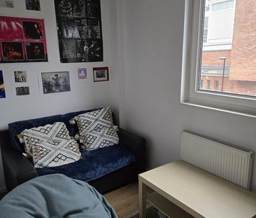 Room in a Shared House, Buxton Road, N19 - Photo 1