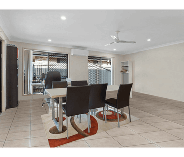 Large Family Home Fully Fenced - Photo 2