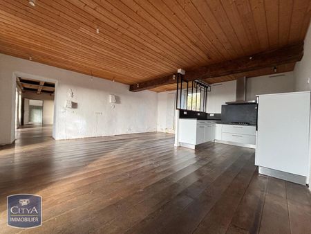 Location Maison 5 pièces 217m² GUERANDE 44350 - Photo 2