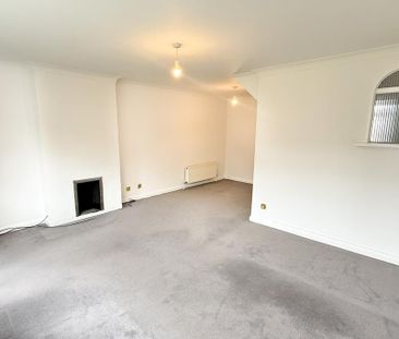 2 bedroom maisonette to rent - Photo 2