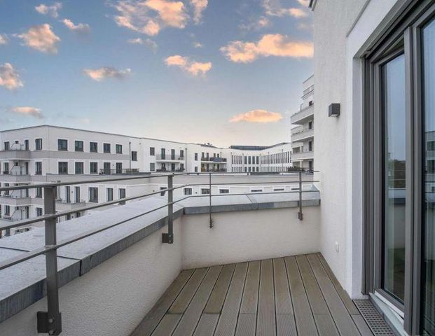 MODERNE AUSSTATTUNG & TOLLER GRUNDRISS // 4 Zimmer + 3 Terrassen // BEZUGSFREI AB SOFORT - Foto 1