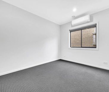 “Spacious 4-Bedroom Family Living in the Popular Jubilee Estate!” - Photo 6