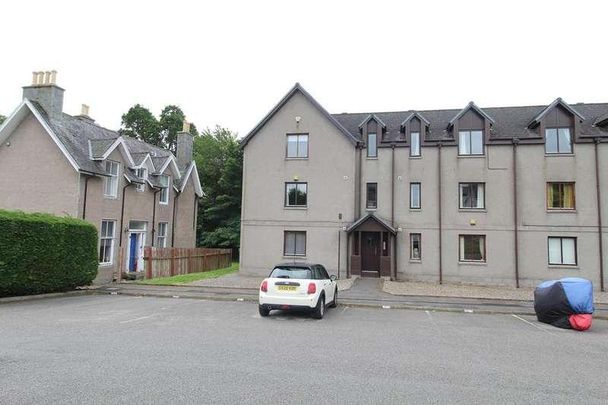 Laurel Avenue, Top Floor, AB22 - Photo 1