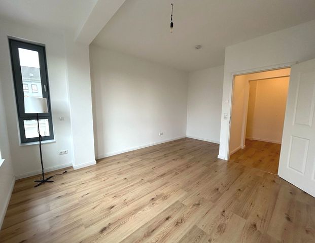 Energieeffiziente und moderne 2-Zimmer-Wohnung mit Balkon in Elbnähe! - Foto 1