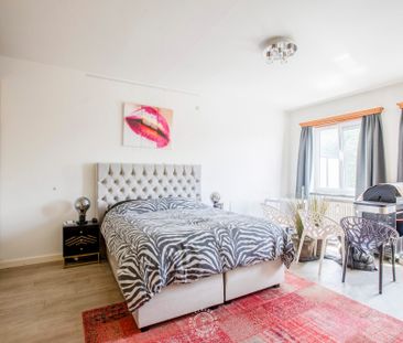 Ruim appartement met 2 slaapkamers en terras, zicht op het stadspark - Foto 5