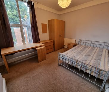 6 Bed Student Accommodation - Photo 1
