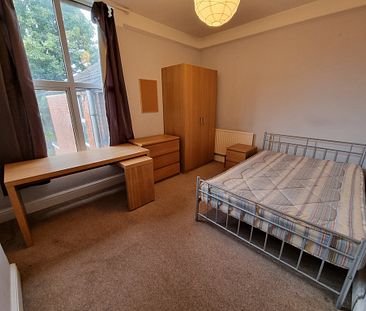 6 Bed Student Accommodation - Photo 1