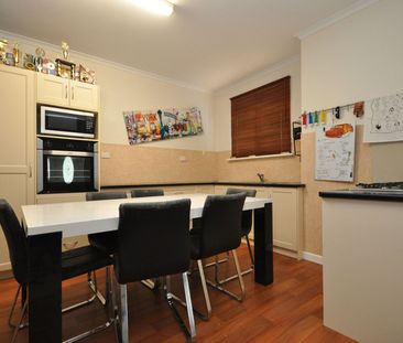 COZY HOME - Photo 1