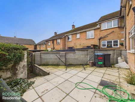 9 Dunure Park, Dundonald, Belfast, BT16 2NR - Photo 3