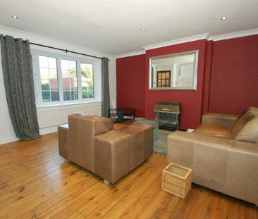 Parkland Terrace, Meanwood, Leeds - Photo 1