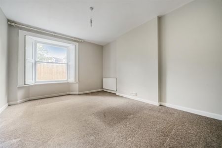 Hanbury Road, Bristol - Photo 4