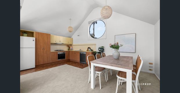 Where Lifestyle, Privacy & Comfort Align - Photo 1