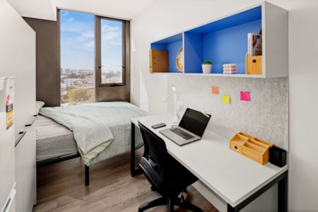 Private Studio Silver - Photo 2