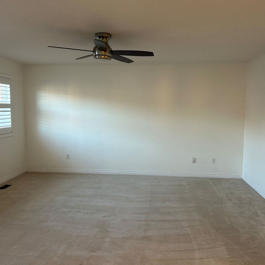 For Lease - 132 Mcknight Avenue, Hamilton, Ontario - Photo 1