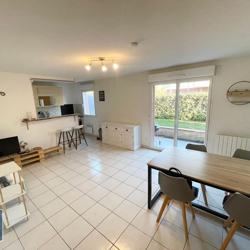 Location Appartement 2 pièces 55m² LAVERNOSE LACASSE 31410 - Photo 1