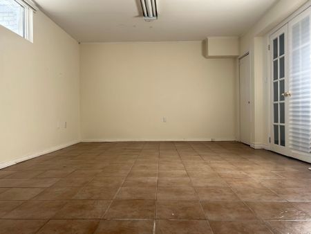 For Lease - 23 Pineway Blvd Boulevard Unit# Suite AA, Toronto, Ontario - Photo 4