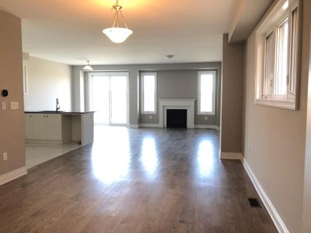 For Lease - 94 Hartney Drive, Richmond Hill, Ontario - Photo 5