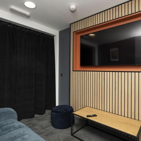 1 bedroom in a flat share to rent - Photo 1