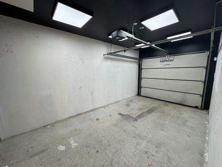 House - Photo 5