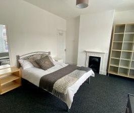 4 bedroom house share to rent - Photo 4